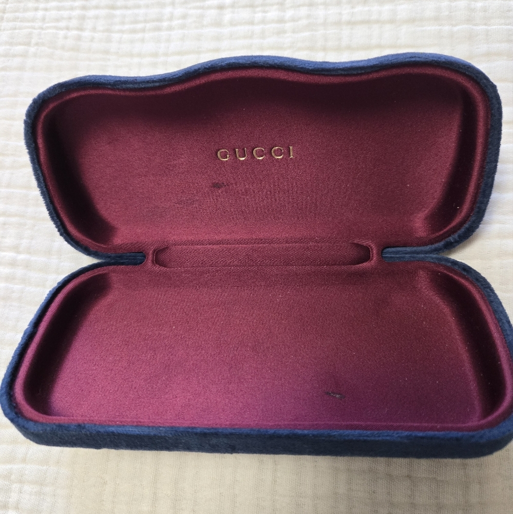 Gucci Blue Velvet Clamshell Glasses Case